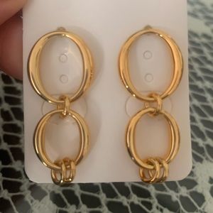 NWOT Bayou ‘with love’ gold plated earrings. 💚 never worn